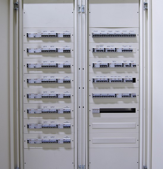 montaje cuadro electrico / muntatge quadre electric / electrical facilities