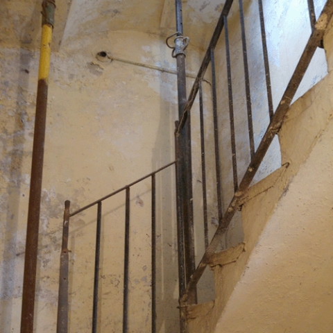 rehacer estructira edificio ciutat vella