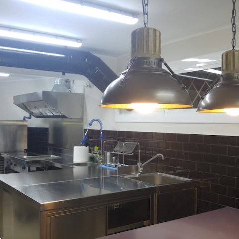 Cocina profesional espacio Airolo