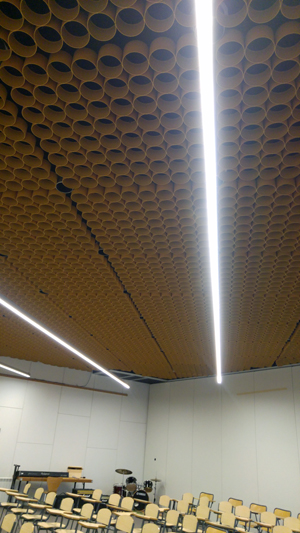 Línea iluminación led de 11m Colegio Aleman